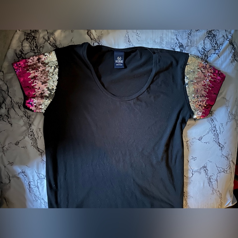 VS PINK shirt